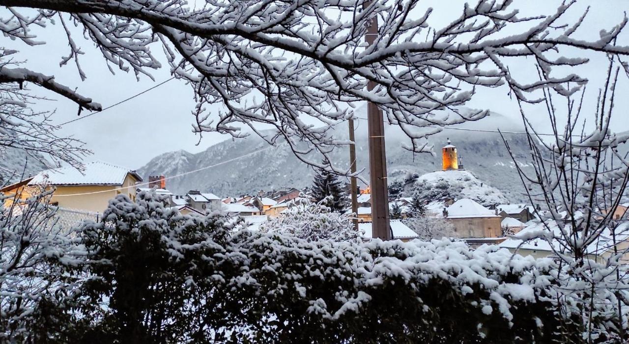 Le Nopal Bleu Διαμέρισμα Tarascon-sur-Ariège Εξωτερικό φωτογραφία