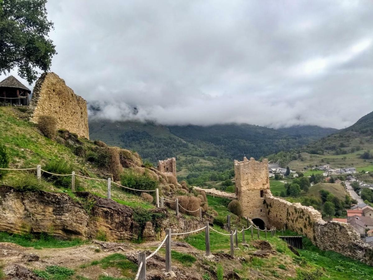 Le Nopal Bleu Διαμέρισμα Tarascon-sur-Ariège Εξωτερικό φωτογραφία